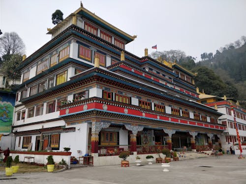 04 Nights 05 Days Gangtok | Tsomgo lake | Namchi Tour Package